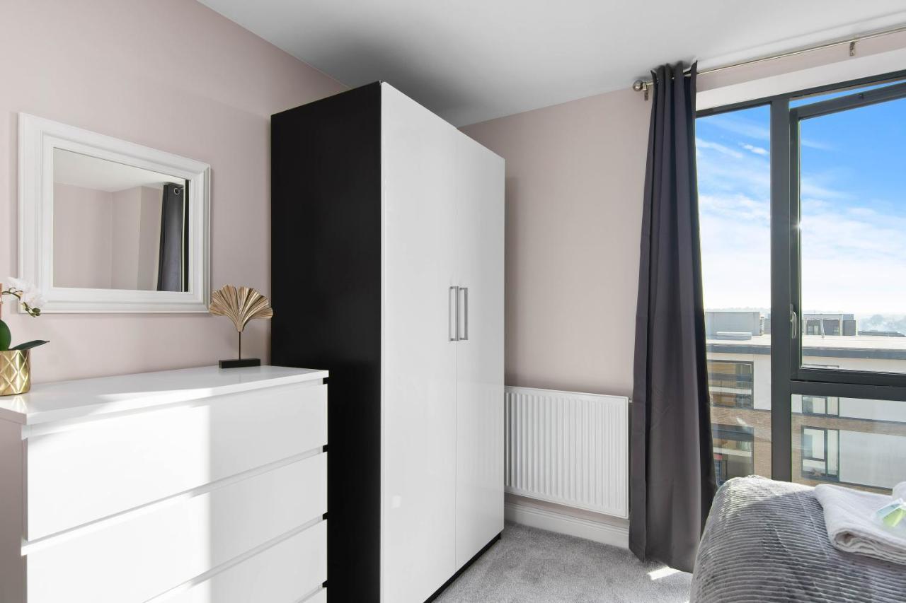 Spacious & Cosy, Netflix, Parking, Colindale Station Hendon Luaran gambar