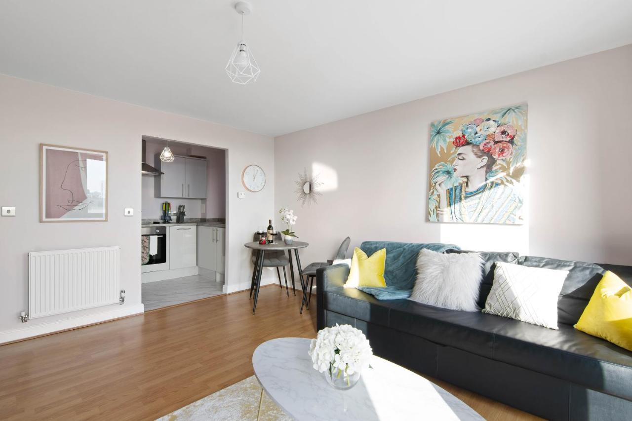 Spacious & Cosy, Netflix, Parking, Colindale Station Hendon Luaran gambar