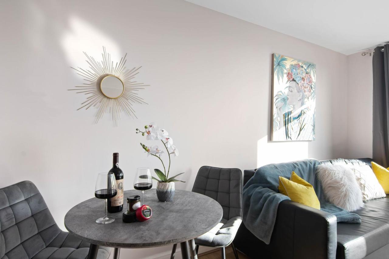 Spacious & Cosy, Netflix, Parking, Colindale Station Hendon Luaran gambar